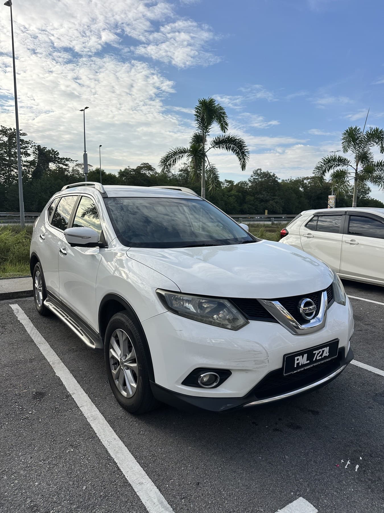 雪兰莪吉隆坡自驾租车 - Nissan Nissan Xtrail (SUV)